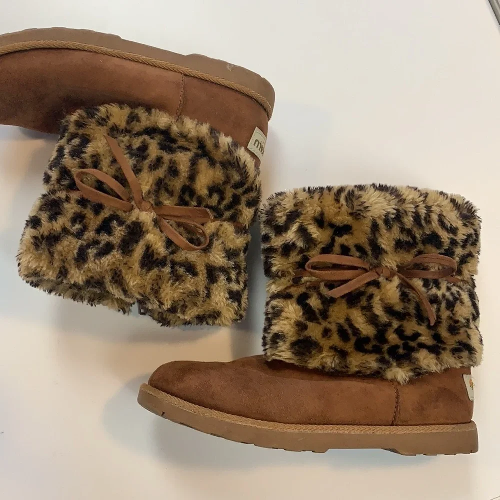 Makalu California Girls faux cheetah fur Winterland  zipper ankle boots size 3